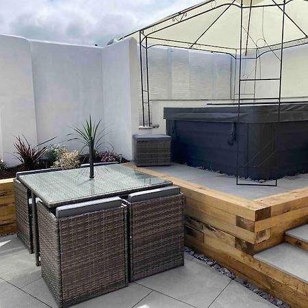 Flat Lode Nook Modern 2 Bed Home With Hot Tub Pool Eksteriør billede