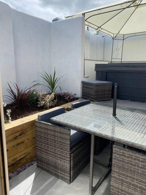 Flat Lode Nook Modern 2 Bed Home With Hot Tub Pool Eksteriør billede